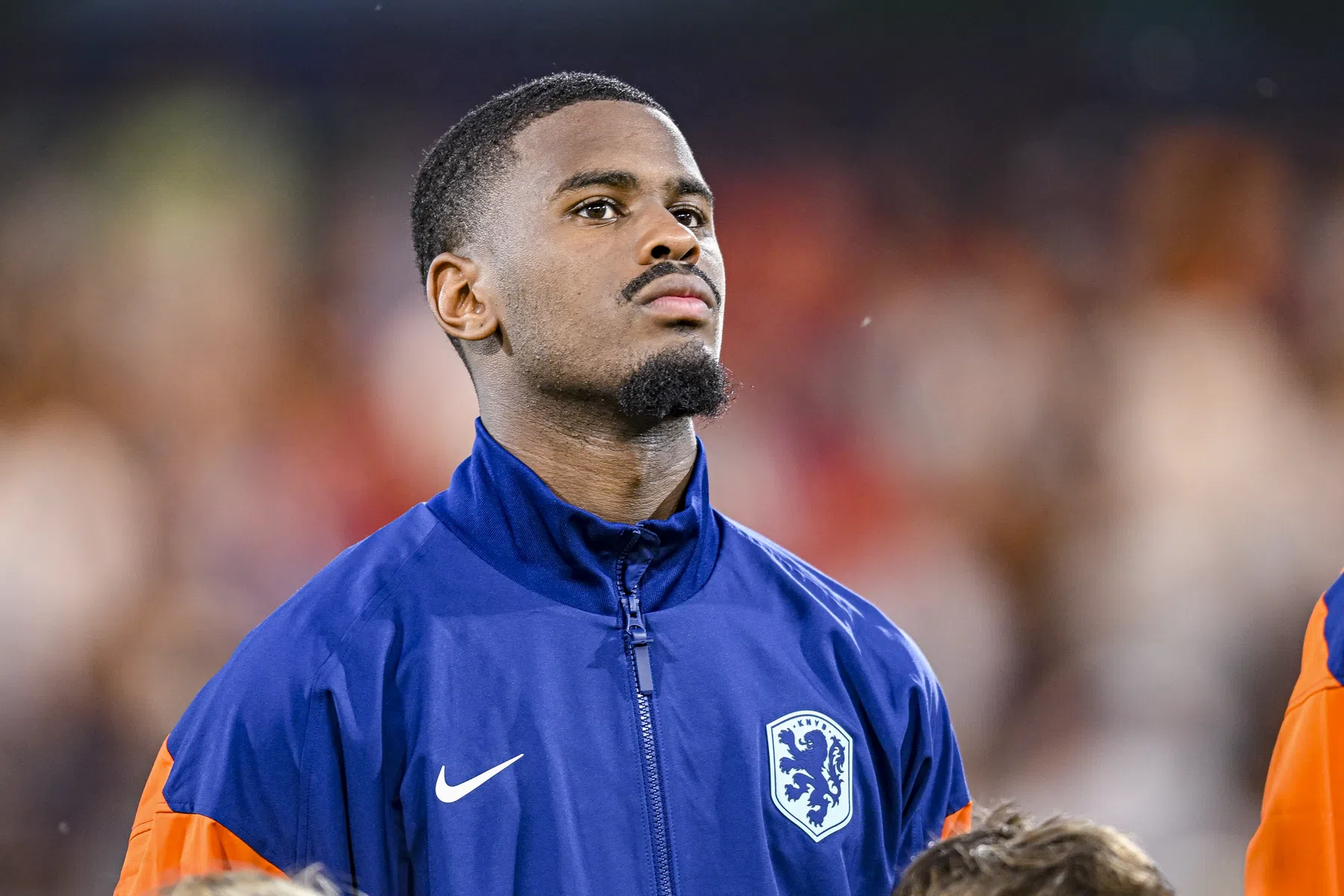 Chelsea opnieuw in gesprek met Ajax over Jorrel Hato | VoetbalNieuws