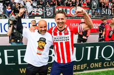 Thumbnail for article: Bosz gooit deur voor De Jong dicht bij PSV en looft diens aanstaande vervanger