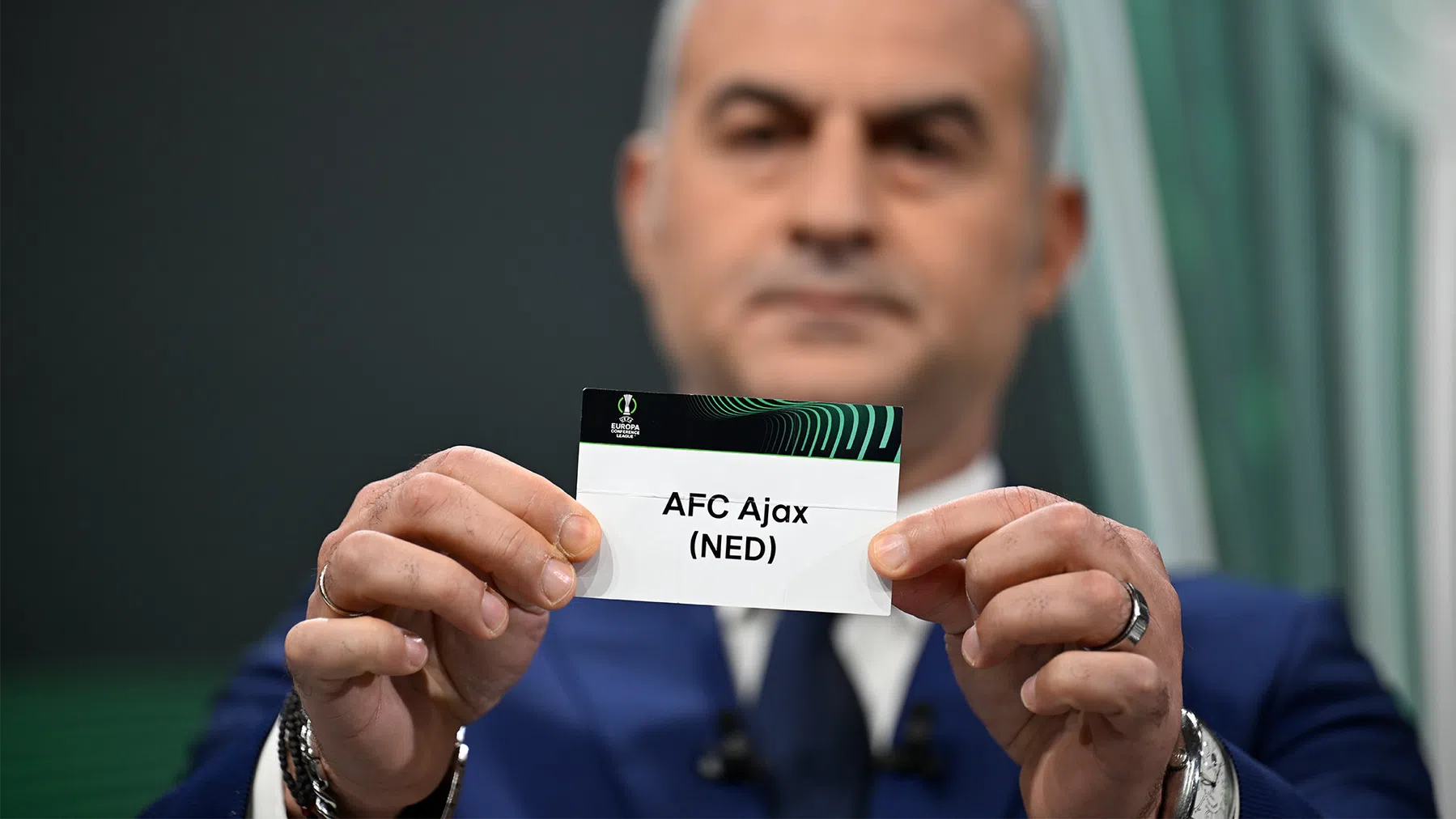 Waar kijk je de Conference League-loting van AZ live? | VoetbalNieuws