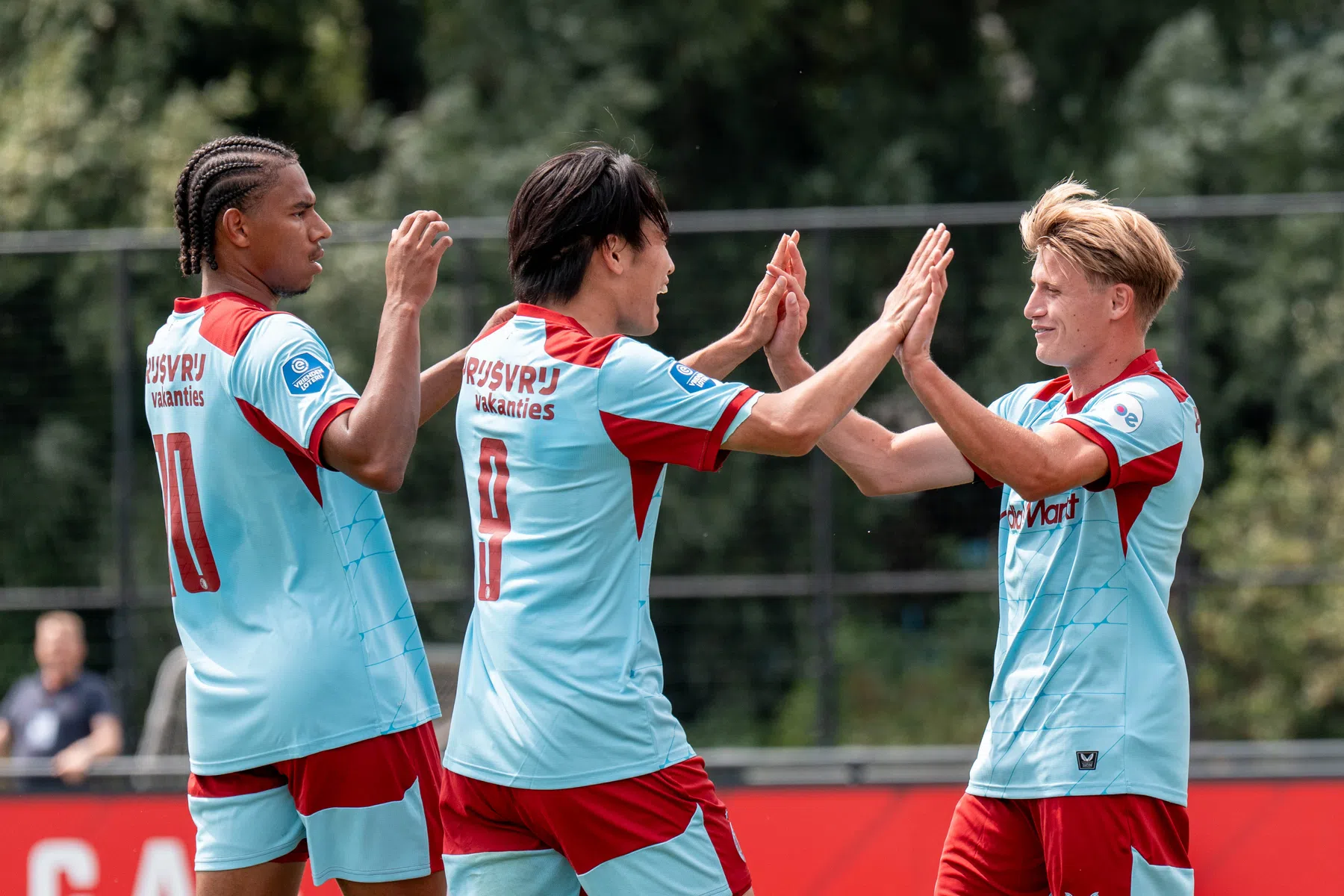 Feyenoord verliest van Gent: blessure Beelen overschaduwt duel | VN