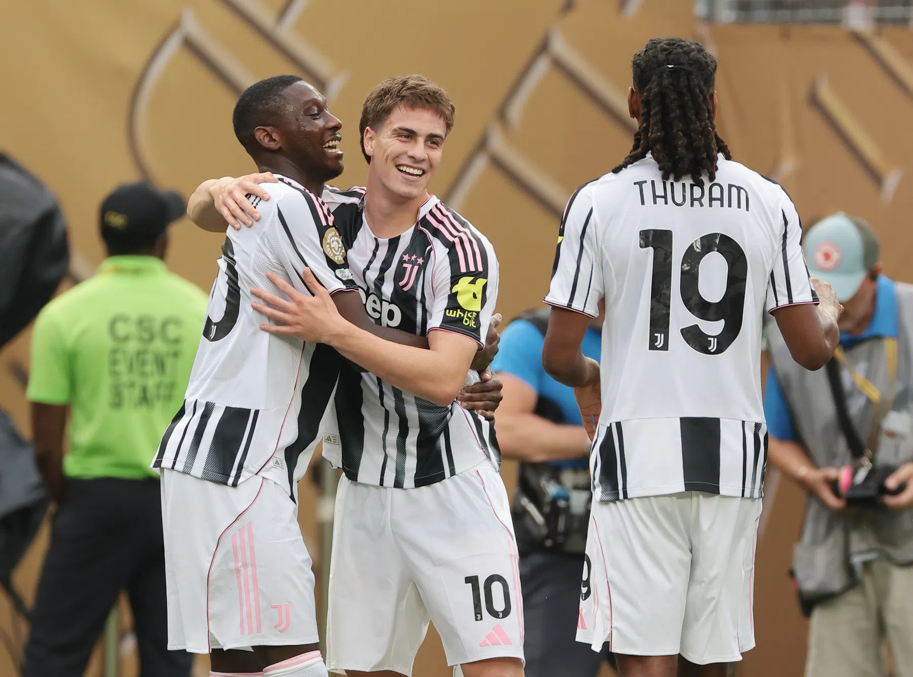 Juventus wijst miljoenenbod Chelsea op Yildiz af | VoetbalNieuws