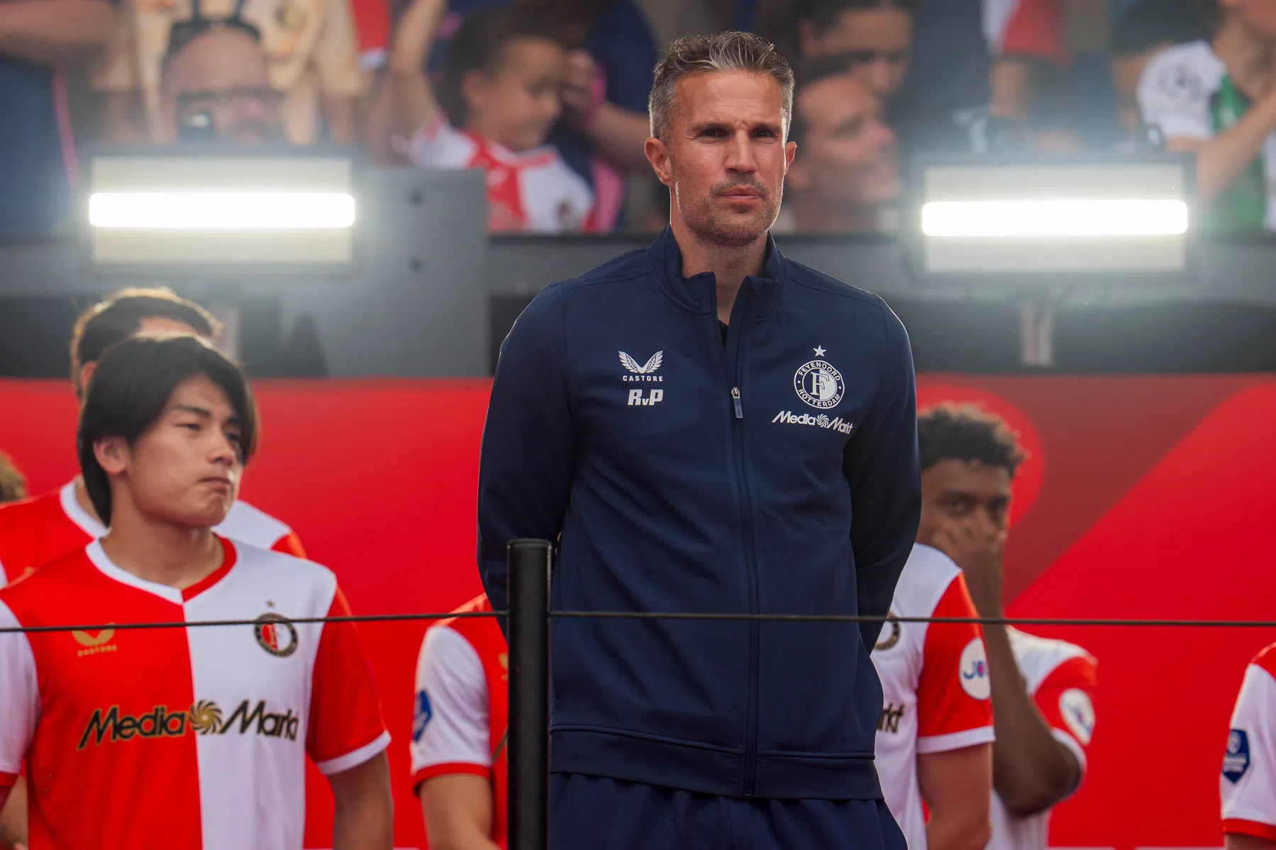 Zerrouki blundert: Feyenoord verliest van OGC Nice | VoetbalNieuws