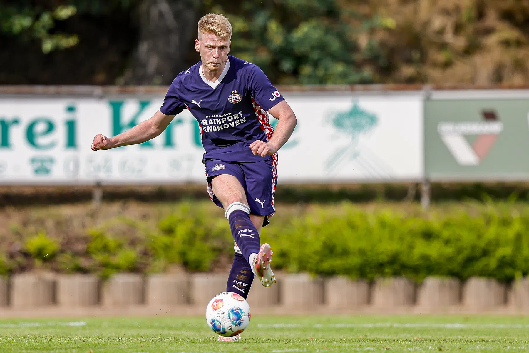 Jerdy Schouten nieuwe aanvoerder van PSV na vertrek De Jong | VoetbalNieuws
