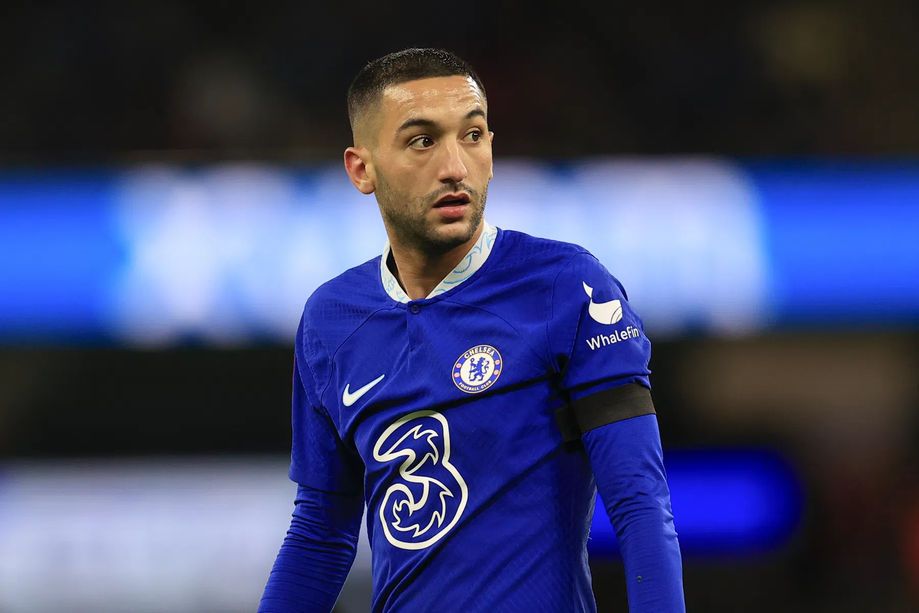 Van Ajax naar Chelsea: deze spelers gingen Jorrel Hato voor | VoetbalNieuws
