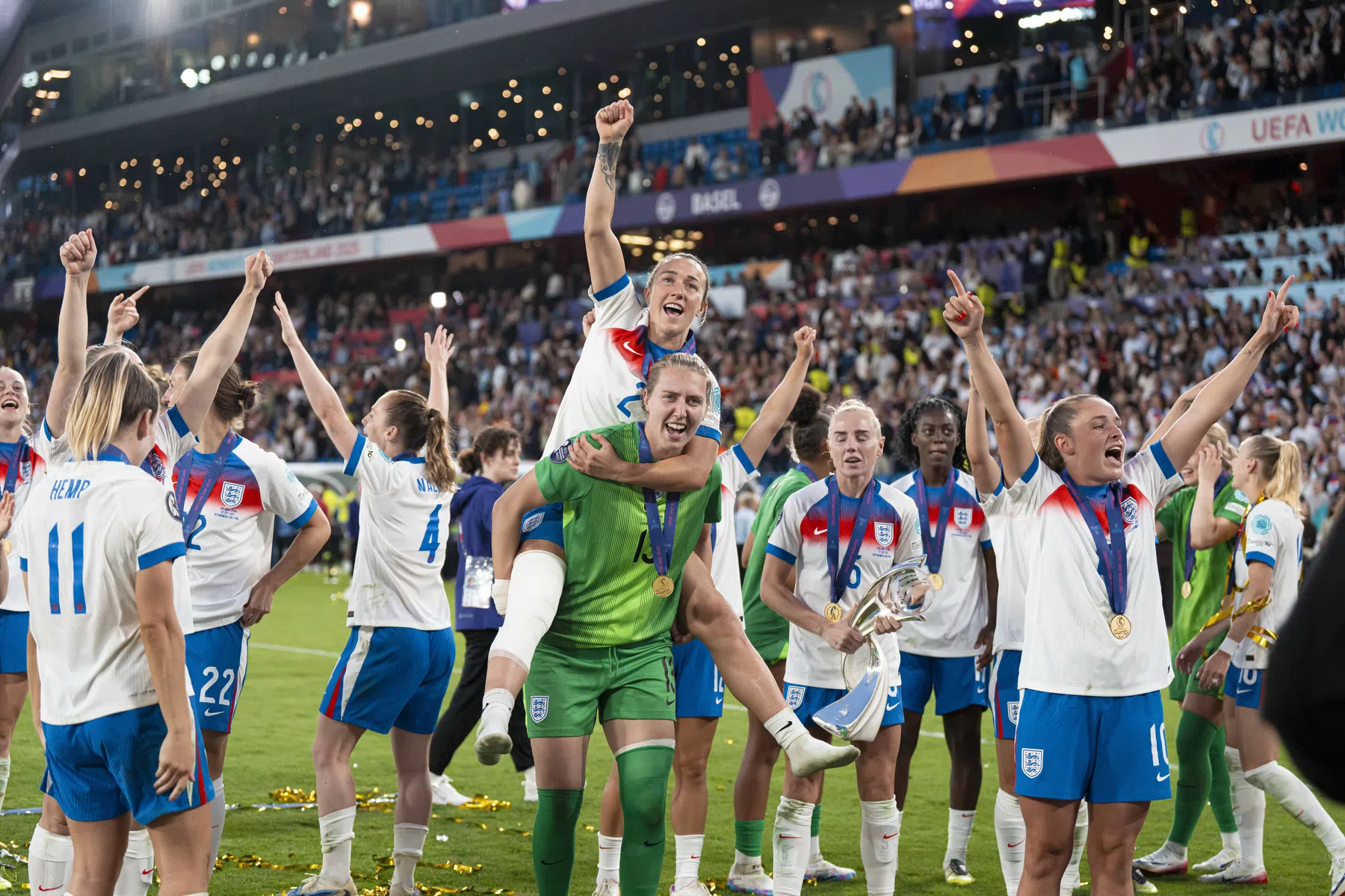 EK Team of the Tournament 2025: Bonmatí en vier Lionesses geselecteerd | VN
