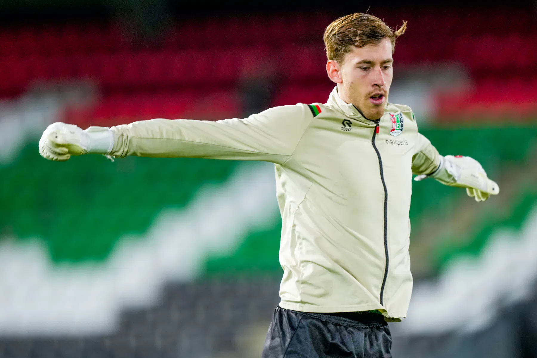 Robin Roefs voor recordbedrag van NEC naar Sunderland | VoetbalNieuws