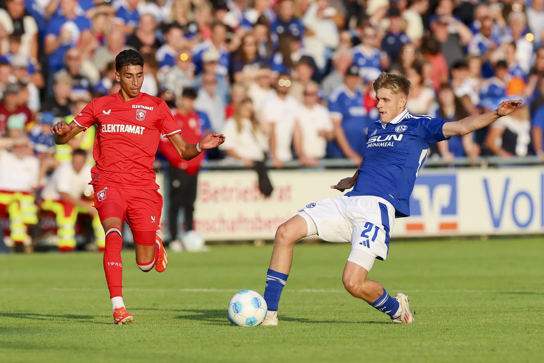 Schalke 04 - Hertha BSC live op Viaplay | VoetbalNieuws kijktip