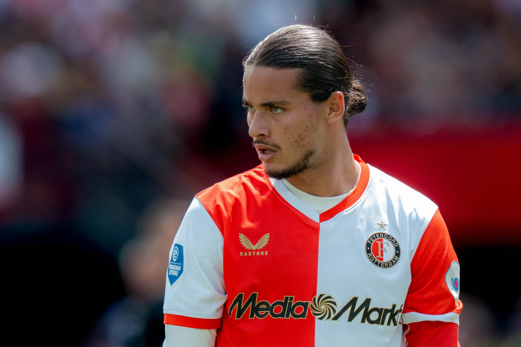 Feyenoord verlengt contract Hadj Moussa tot 2030 | VoetbalNieuws