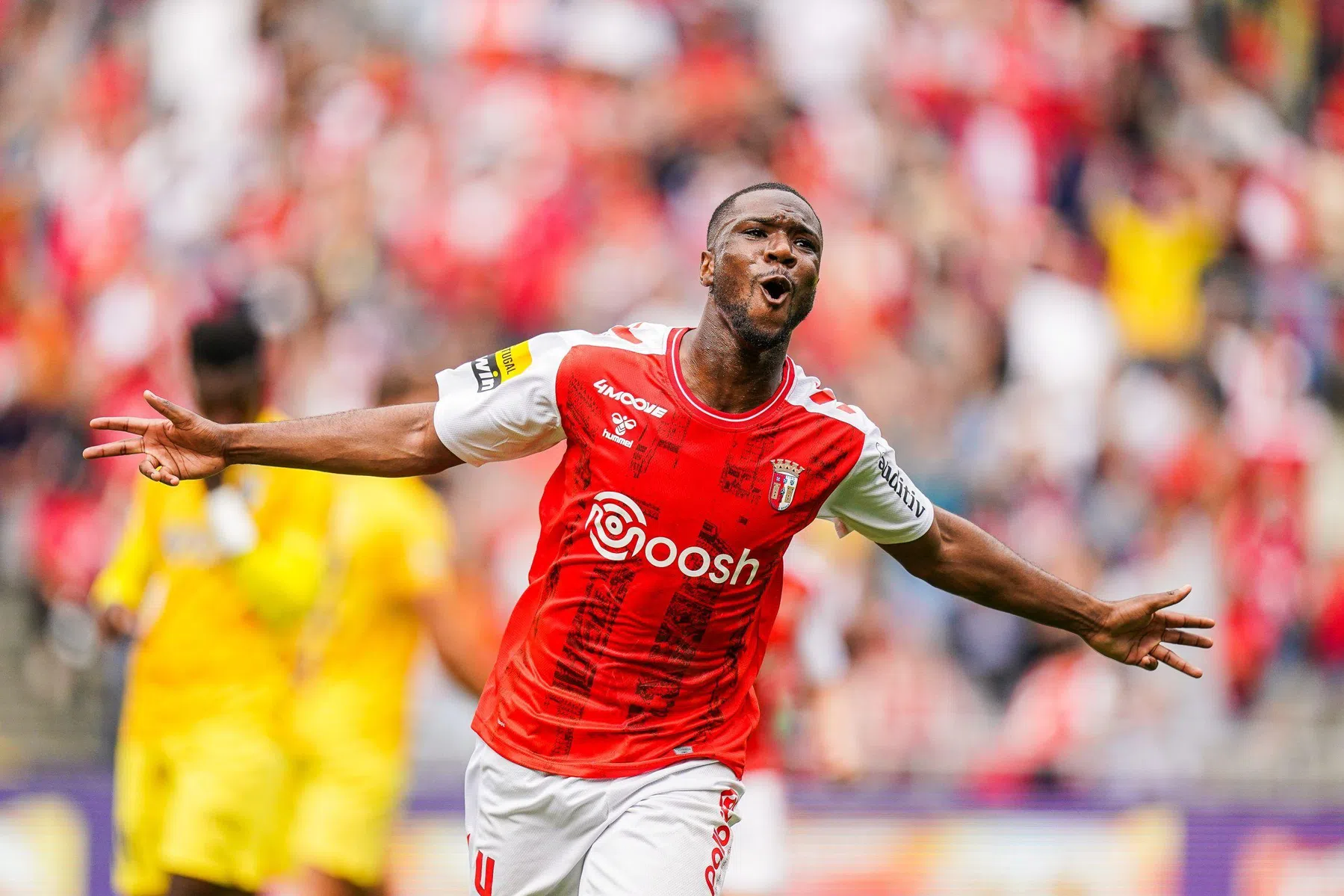 Feyenoord dichtbij deal met Niakaté | VoetbalNieuws