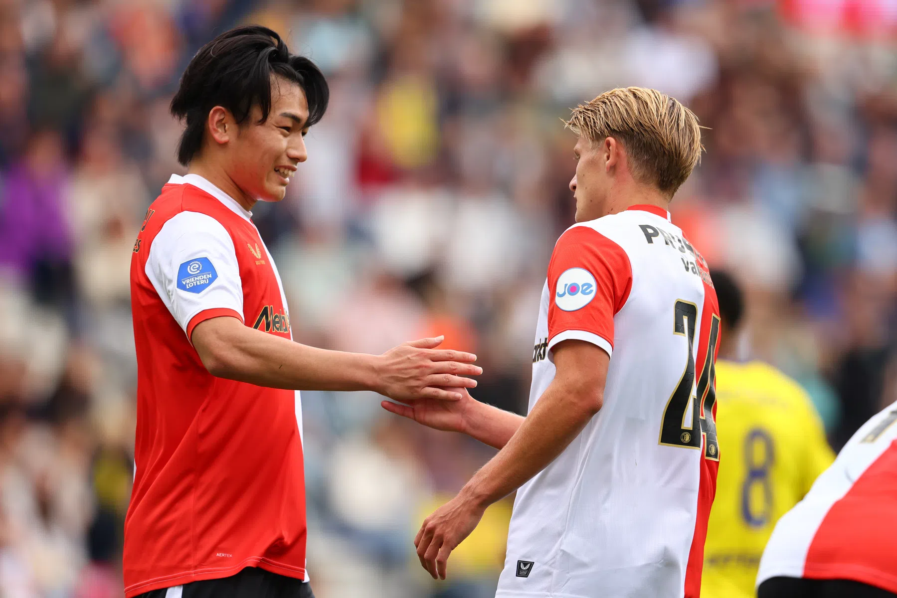 Spaanse interesse in Ueda, Feyenoord wil Touré | VoetbalNieuws