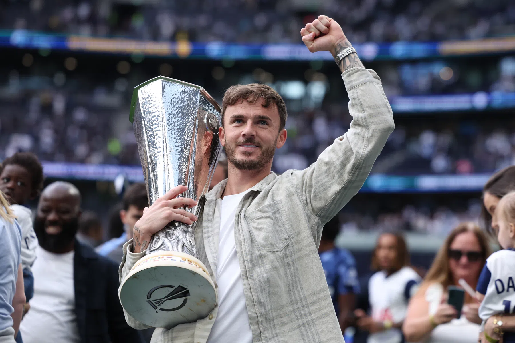 Tottenham vreest kruisbandblessure Maddison | VoetbalNieuws