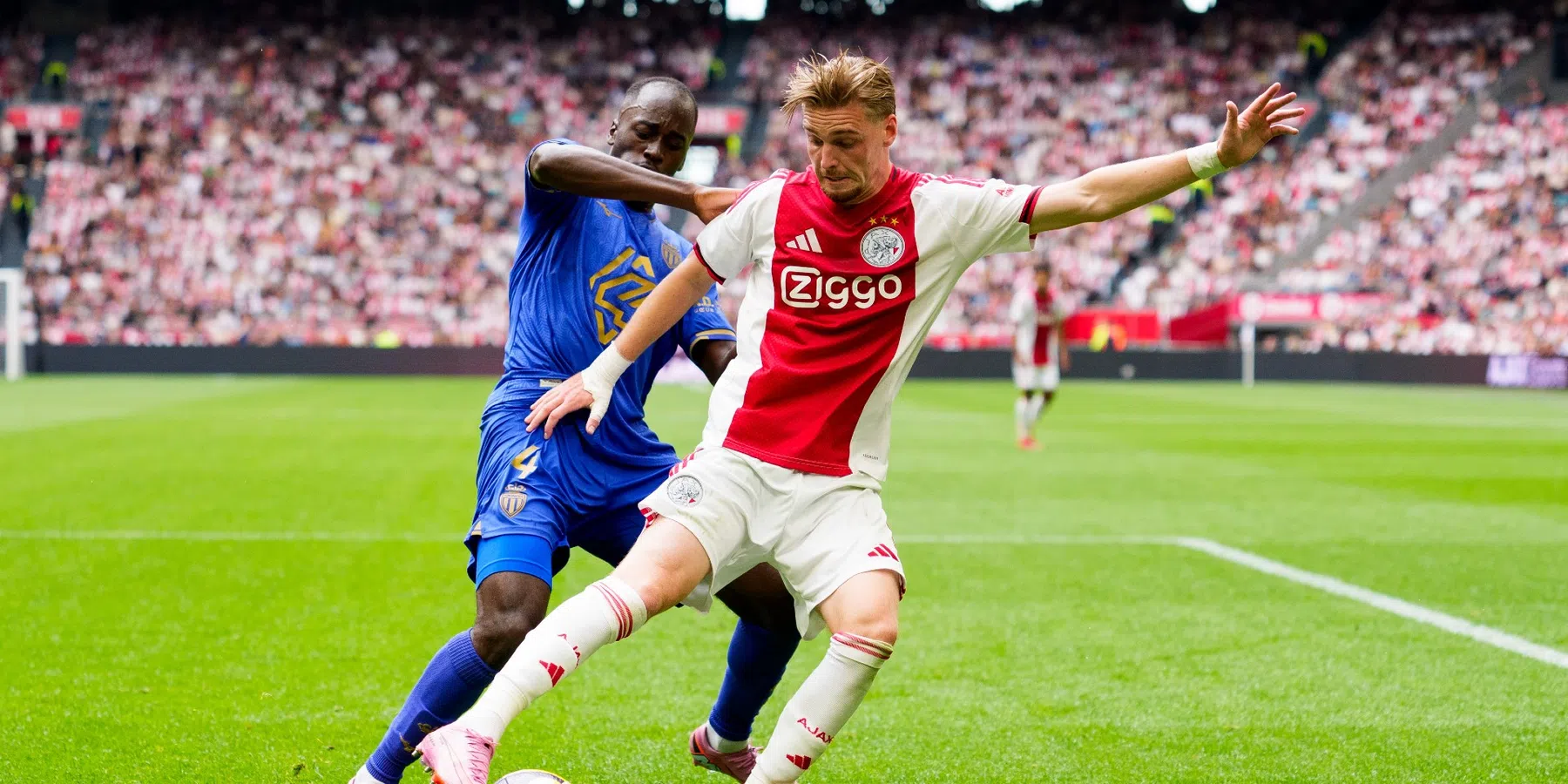 Ajax speelt door late treffer gelijk tegen AS Monaco