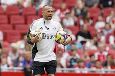 Ajax zoekt vervanger na pijnlijke exit: ‘Er moet kwaliteit bij komen’