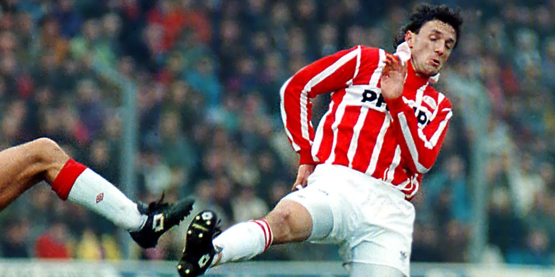 Welke Roemenen speelden eerder bij PSV? | VoetbalNieuws