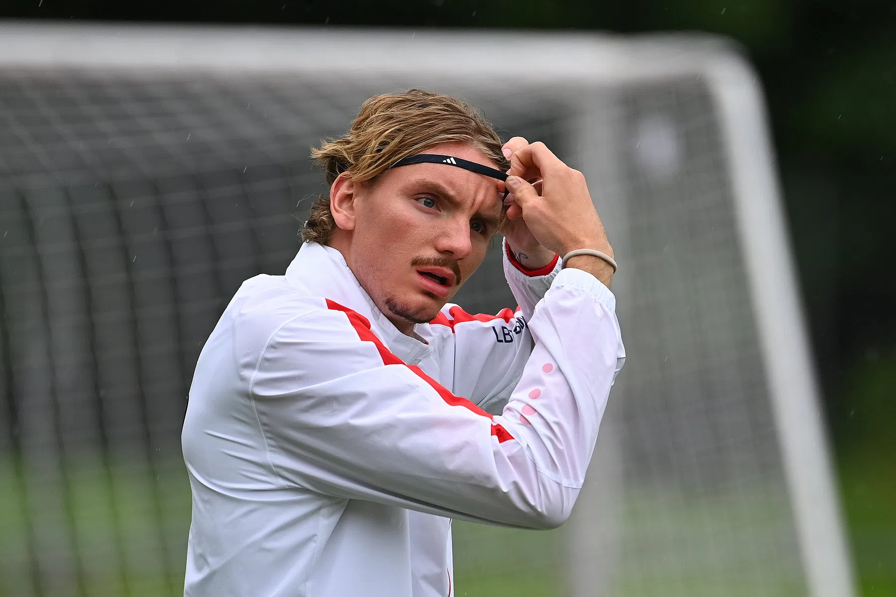 Bayern bereikt akkoord met Nick Woltemade, Stuttgart weigert bod | VoetbalNieuws
