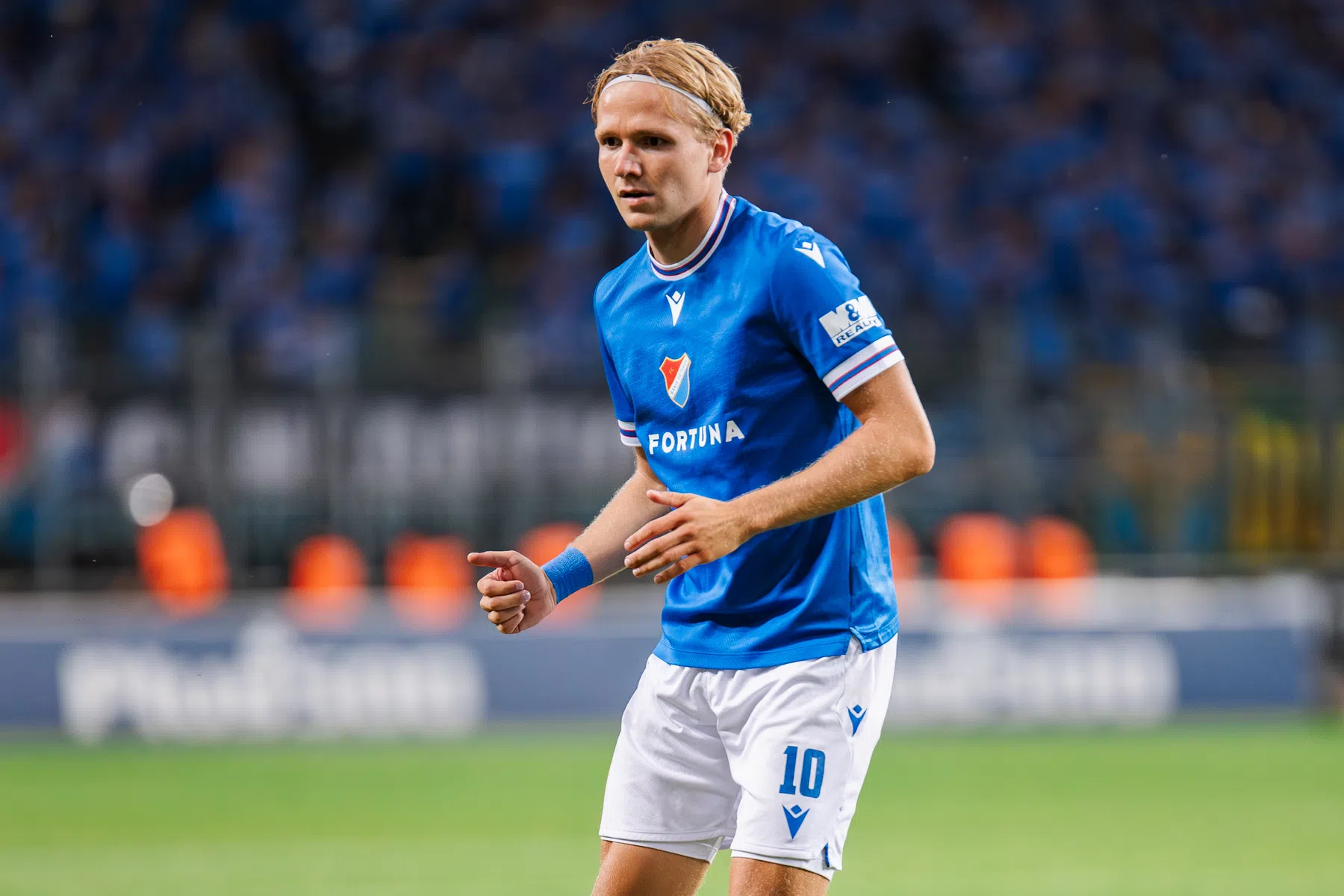 AZ strikt Matej Sin en nadert komst Weslley Patati | VoetbalNieuws