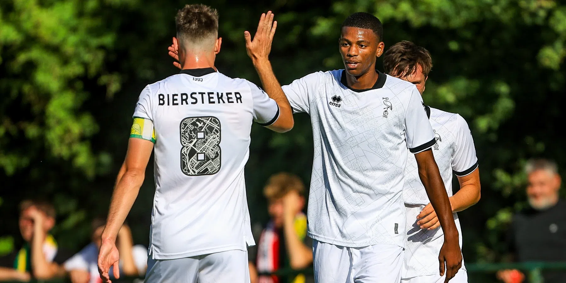 ADO Den Haag-talent maakt droomtransfer naar AC Milan: wie is Cheveyo Balentien?