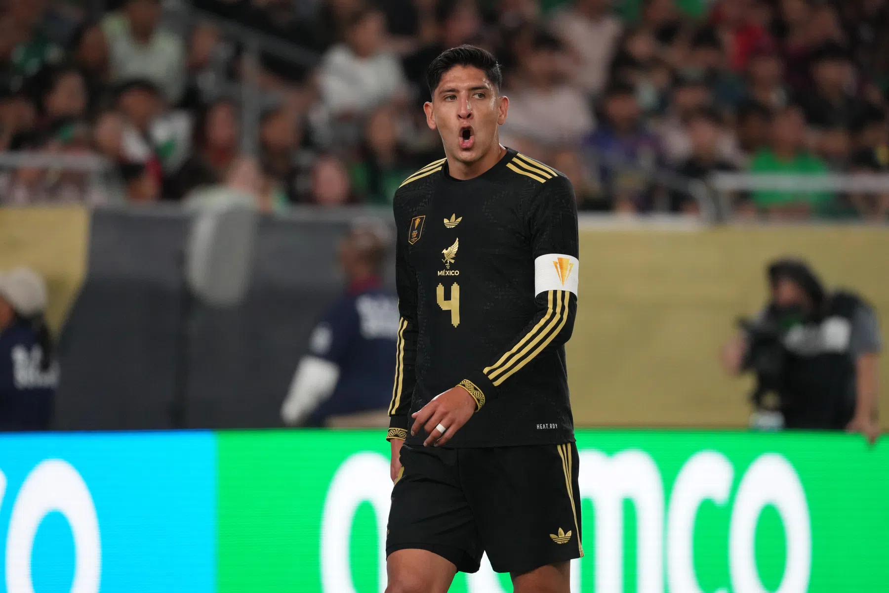 Álvarez kiest voor Fenerbahçe, Ajax worstelt met verdere transfers | VoetbalNieuws