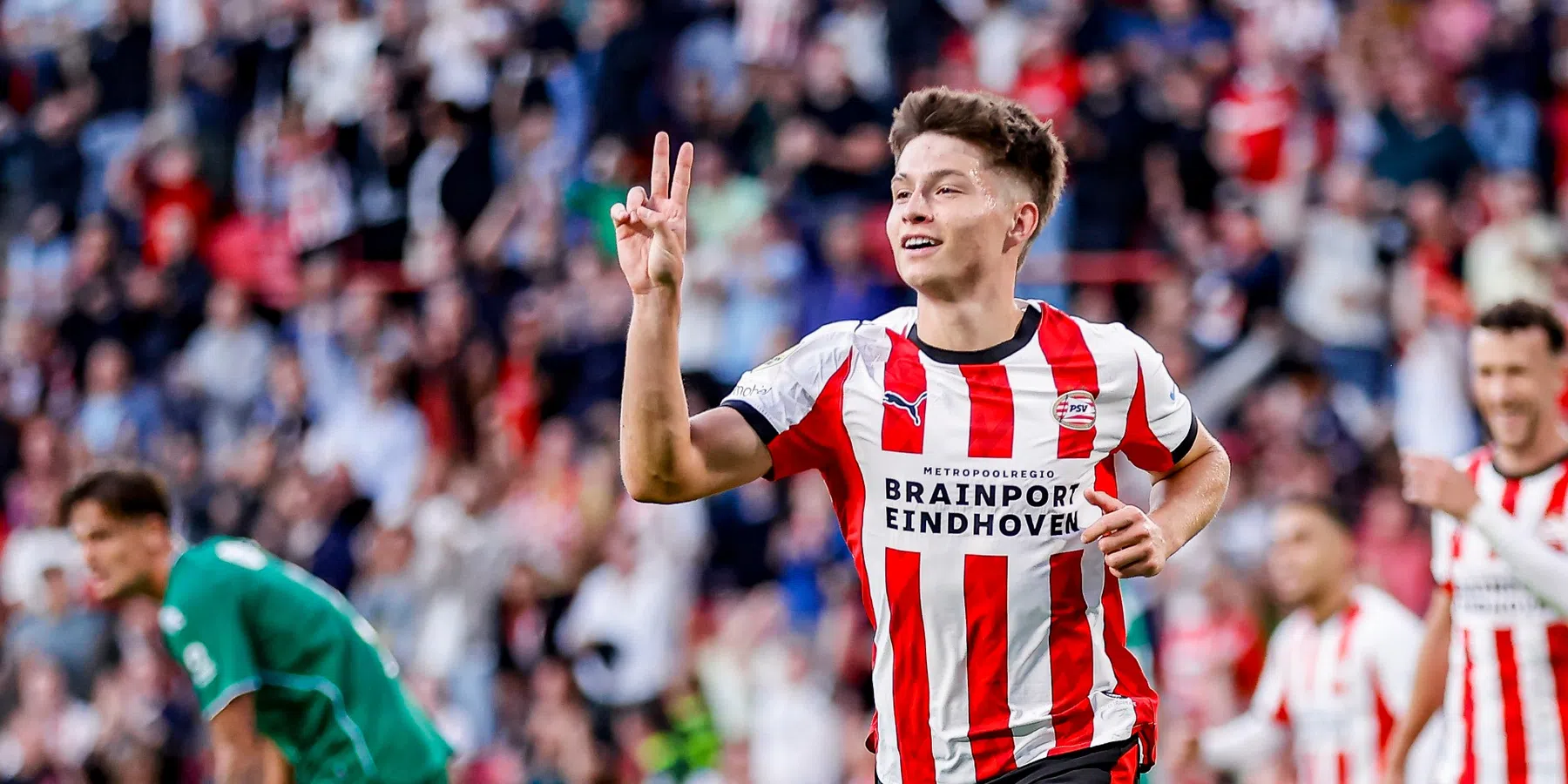 PSV blijft foutloos in Eredivisie, supersub Bajraktarevic slecht Groningen