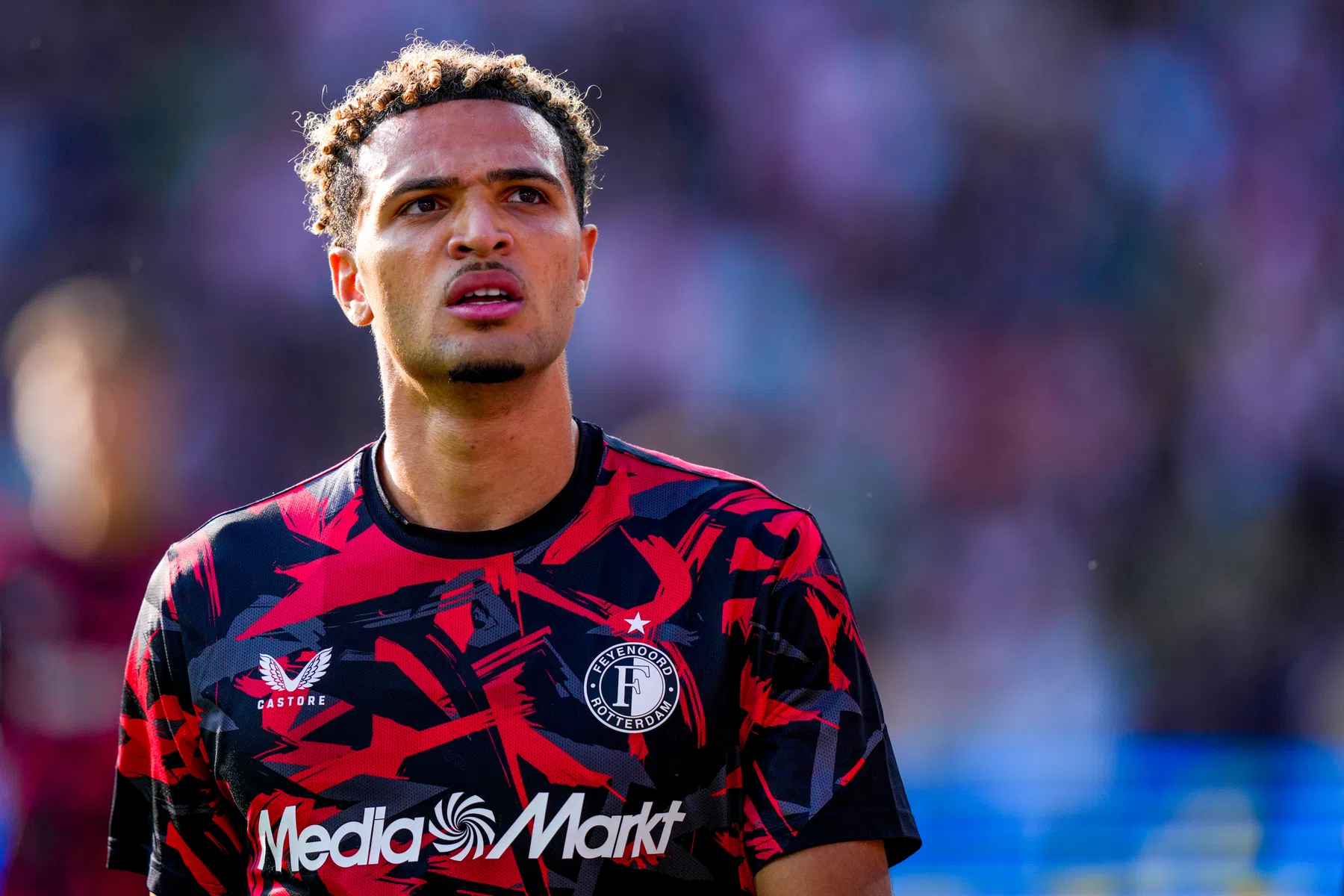 Feyenoord-verdediger Antef Tsoungui op weg naar Estoril Praia | VoetbalNieuws