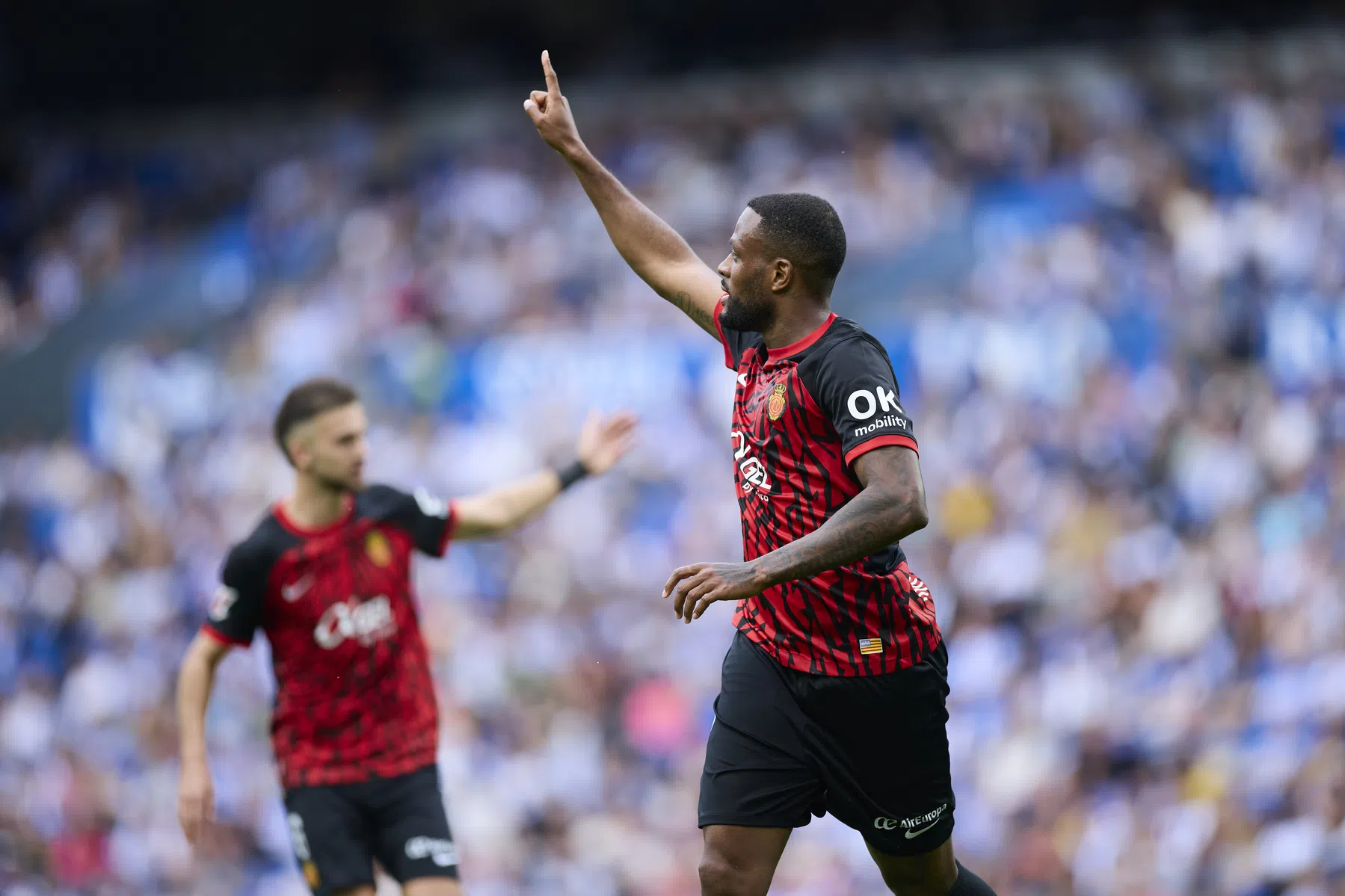 PSV toont serieuze interesse in spits Cyle Larin van Real Mallorca | VoetbalNieuws
