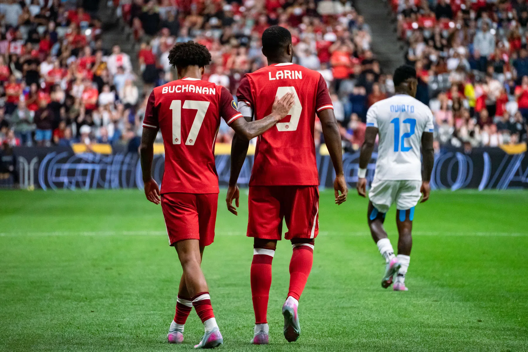 Wie is Cyle Larin? Canadese spits van Mallorca in beeld bij PSV | VoetbalNieuws
