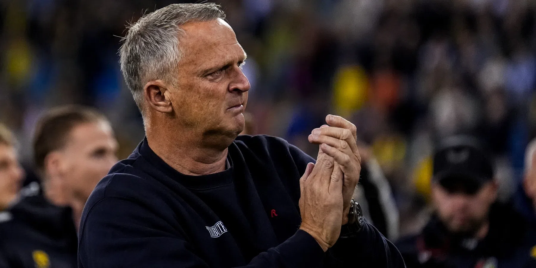Dit zegt Van den Brom over zijn ontslag en het licentieverlies van Vitesse 