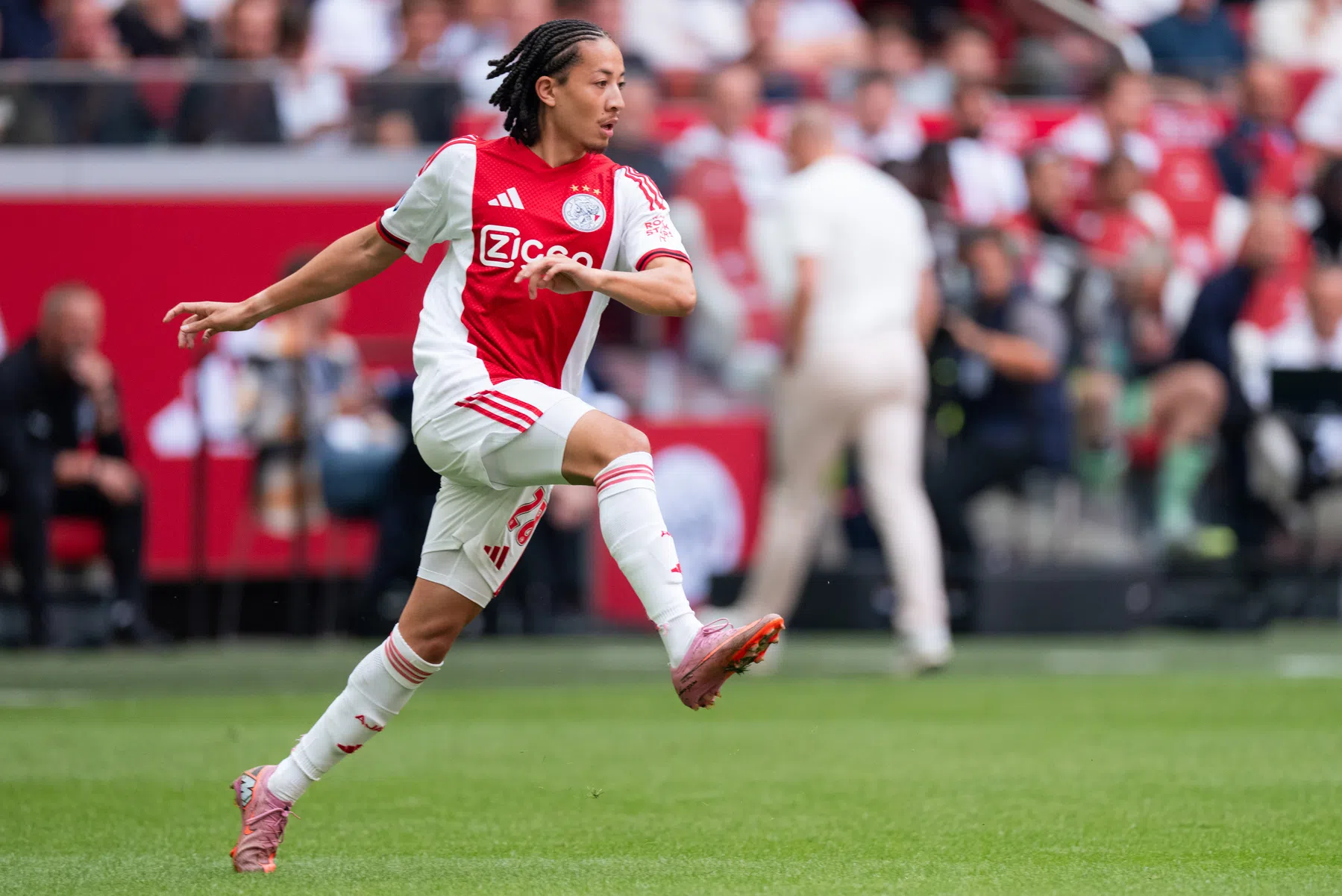 NEC wil Kian Fitz-Jim huren, maar Ajax wacht op beslissing Taylor | VoetbalNieuws