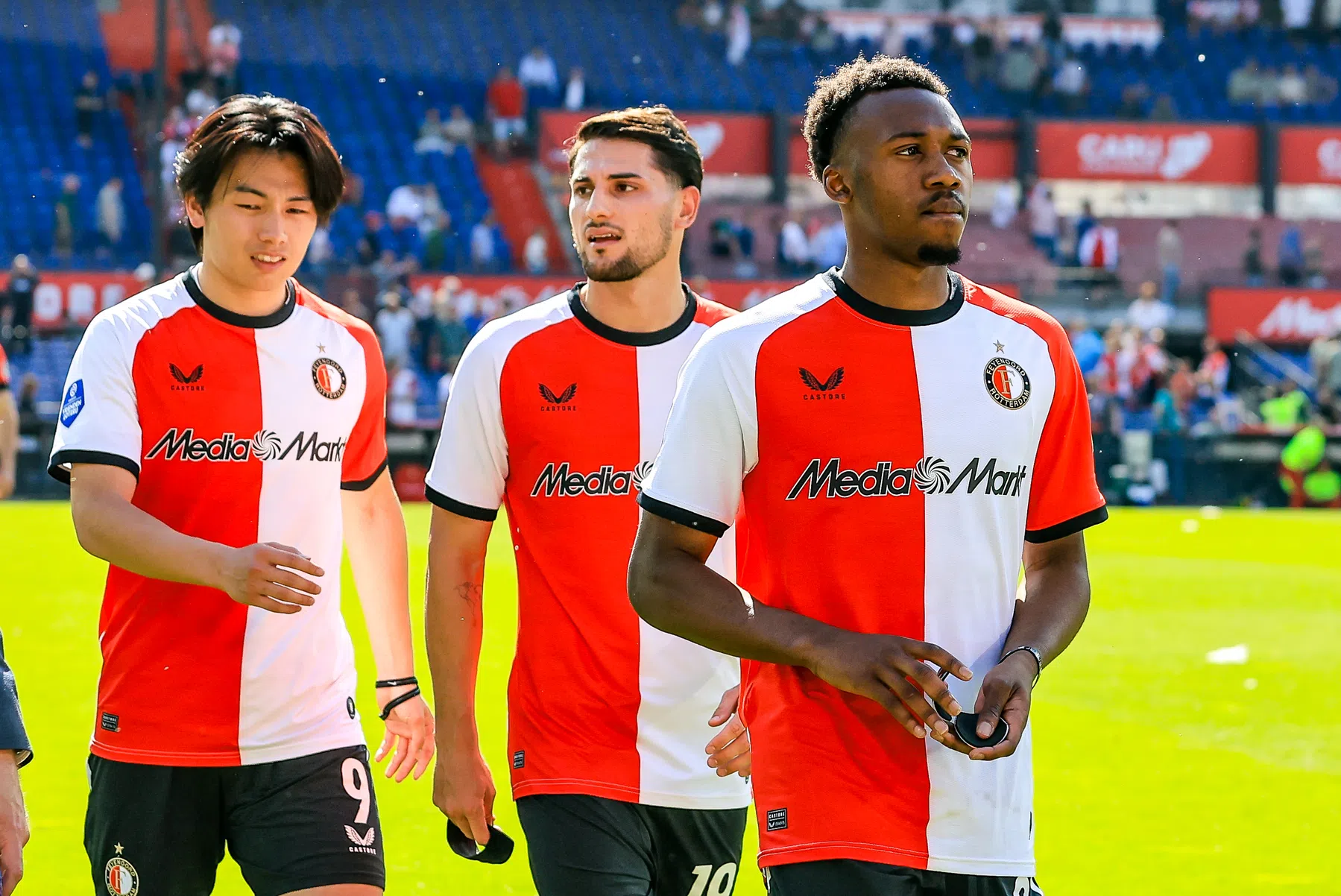 Feyenoord zoekt nieuwe clubs voor Carranza en Andreev | VoetbalNieuws