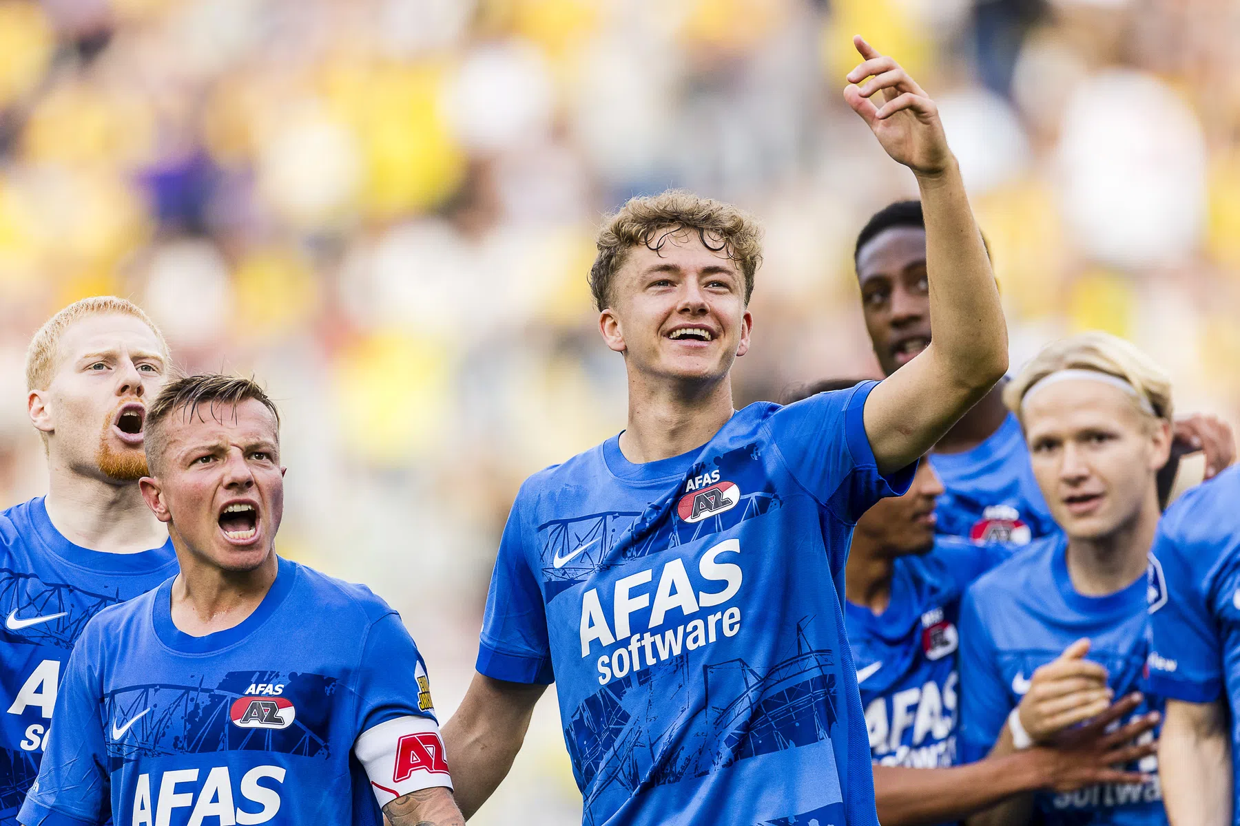 Ro-Zangelo Daal blijft bij AZ na komst van Echteld | VoetbalNieuws