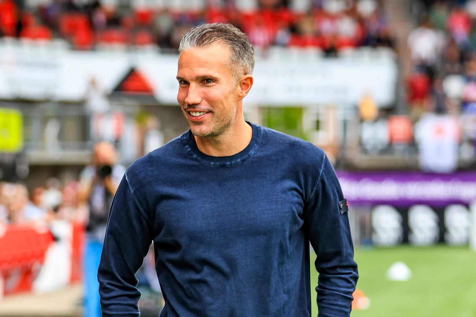 Feyenoord mist Hwang en Lotomba tegen AZ, Hadj Moussa keert terug | VoetbalNieuws