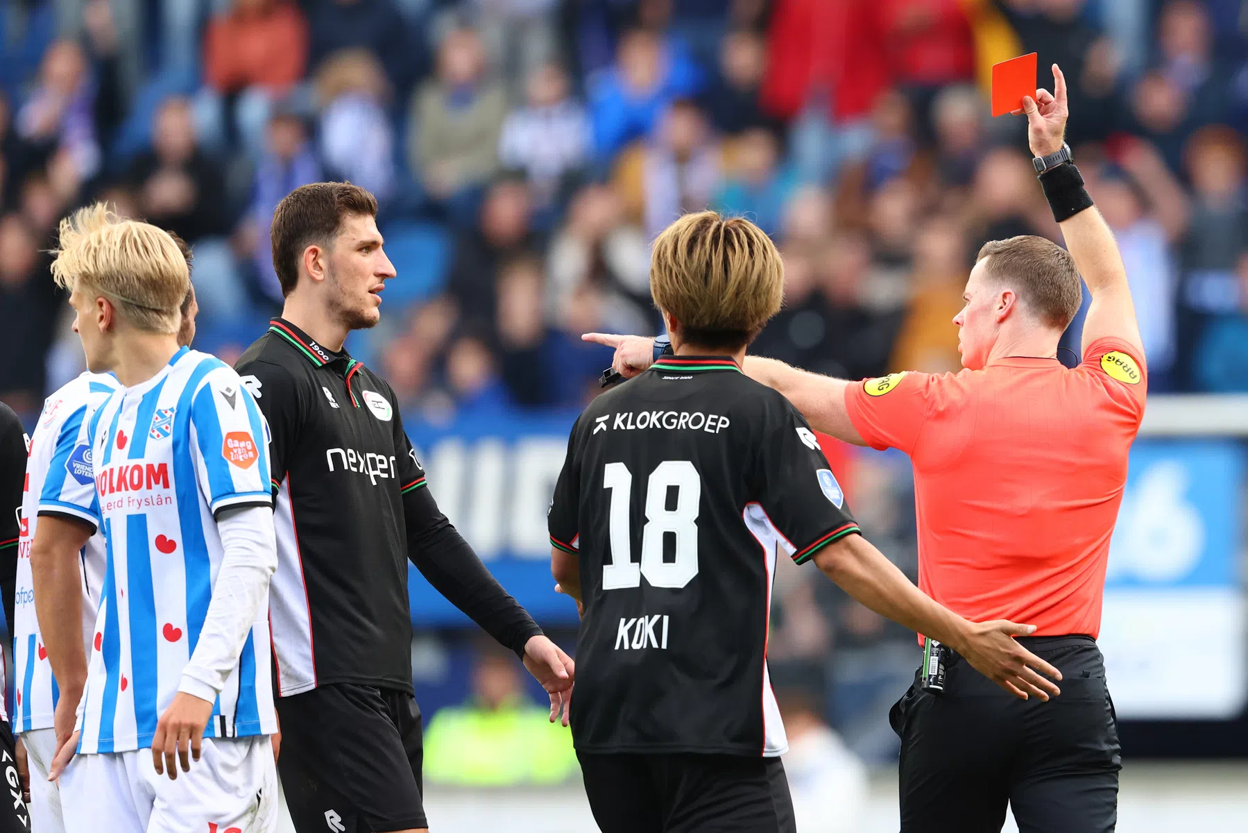 NEC gaat in beroep tegen schorsing Tjaronn Chery | VoetbalNieuws