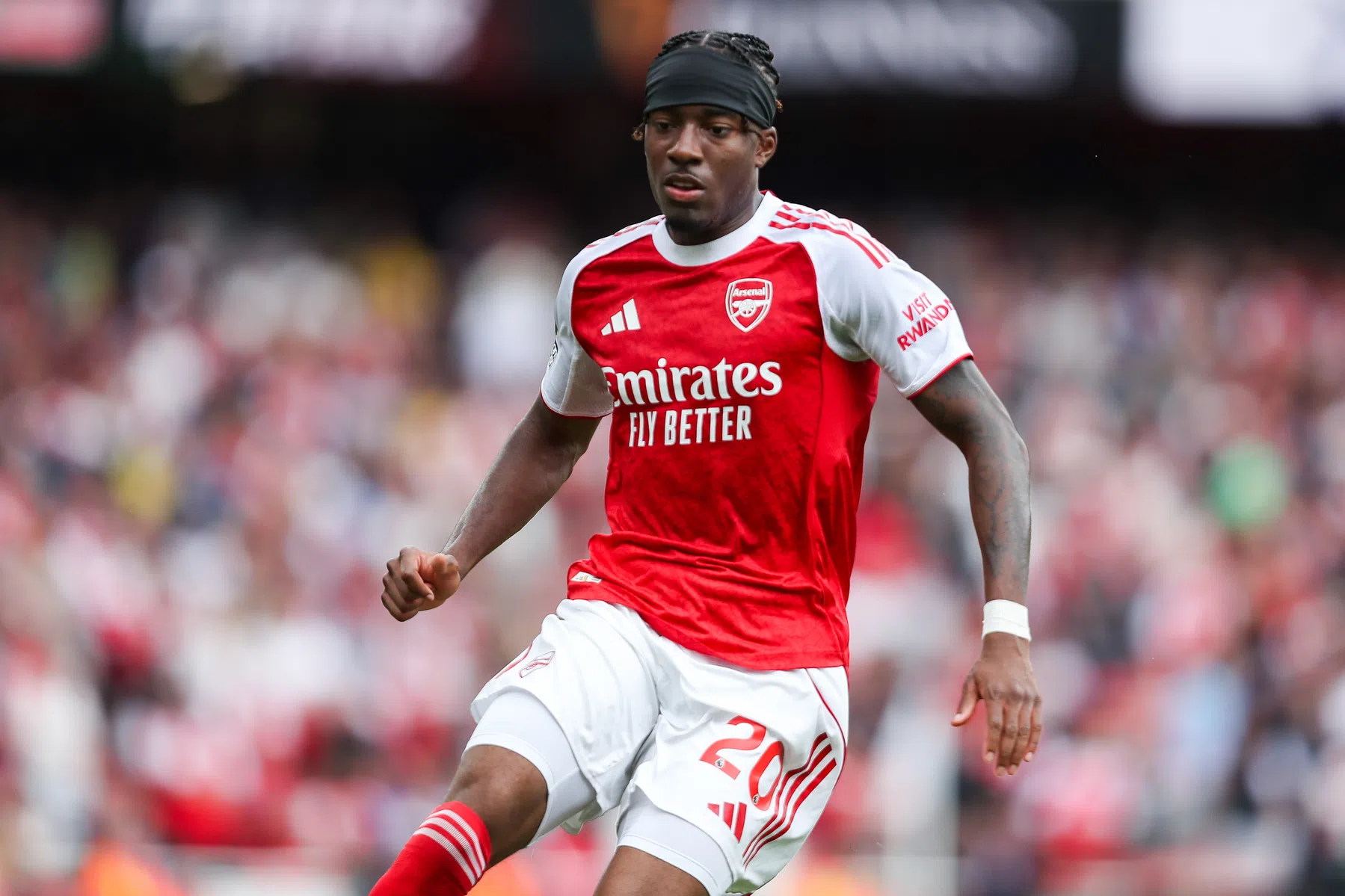 Arsenal-middenvelder Noni Madueke 6-8 weken uitgeschakeld | VoetbalNieuws