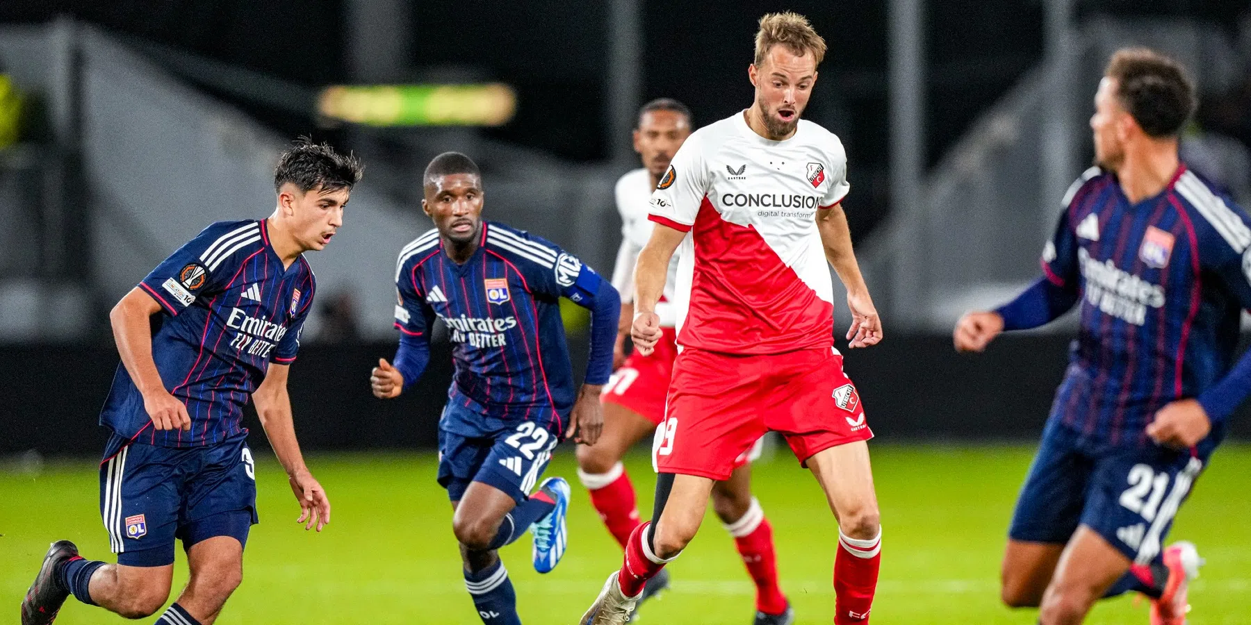FC Utrecht strijdend ten onder: ‘Pitbulls werden uiteindelijk aan ketting gelegd'