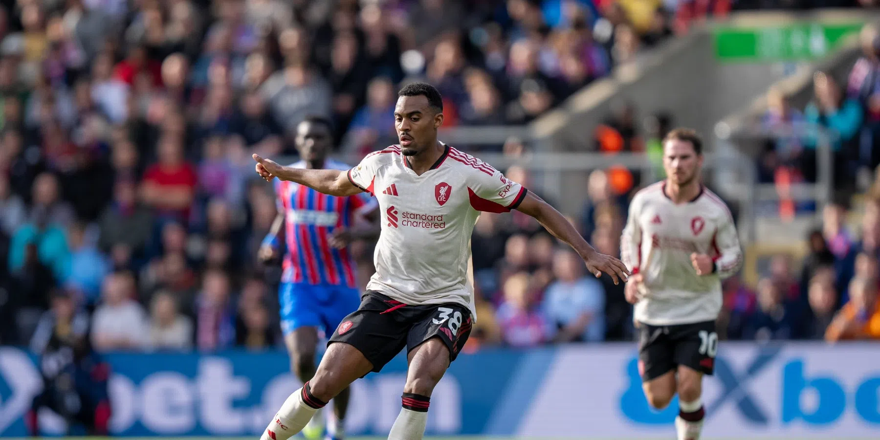 Liverpool en Slot onderuit: Crystal Palace maakt winnende in minuut 96