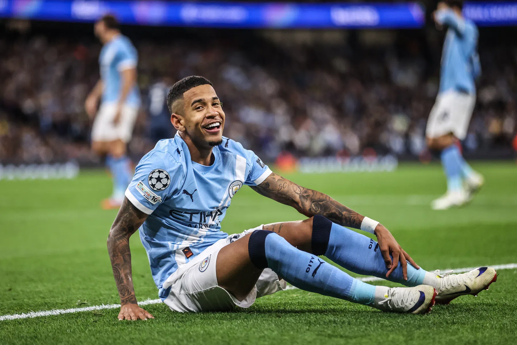 Savinho verlengt contract bij Manchester City tot 2031 | VoetbalNieuws