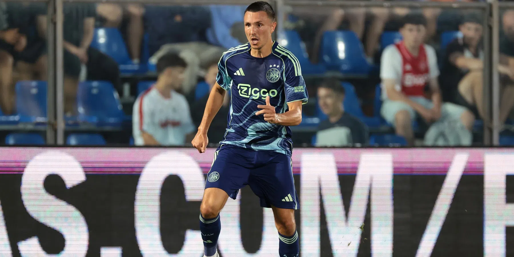 Berghuis baalt van Ajax-vertrek: 'Je had hem in huis met nog een jaar contract'