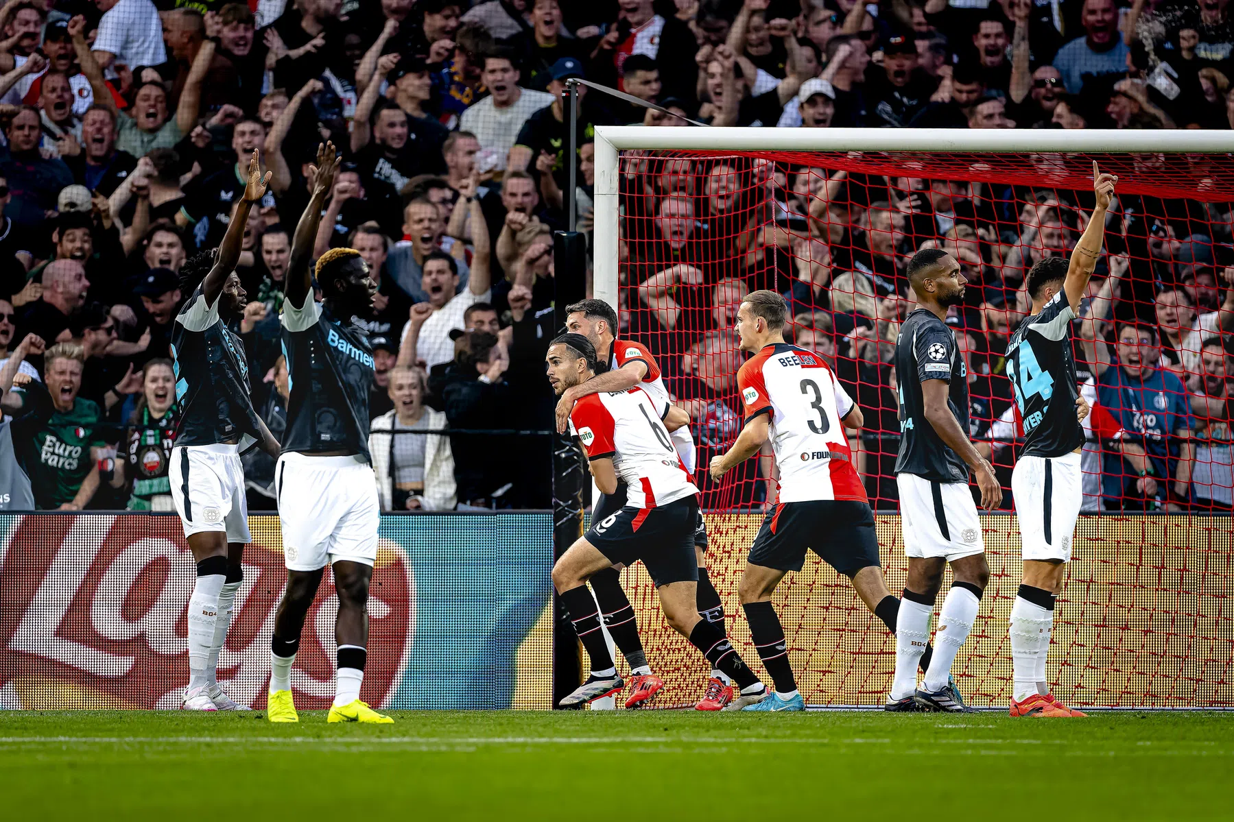 Nederlandse clubs vs. Leverkusen: nog nooit winst | VoetbalNieuws