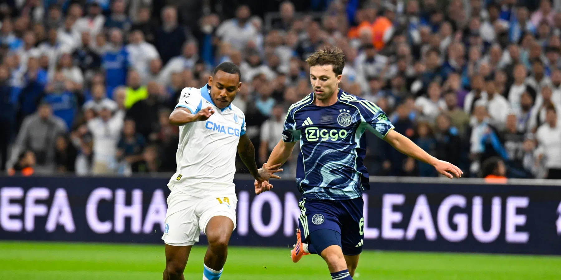 Ajax gaat hard onderuit bij Marseille en is laagvlieger in Champions League-poule