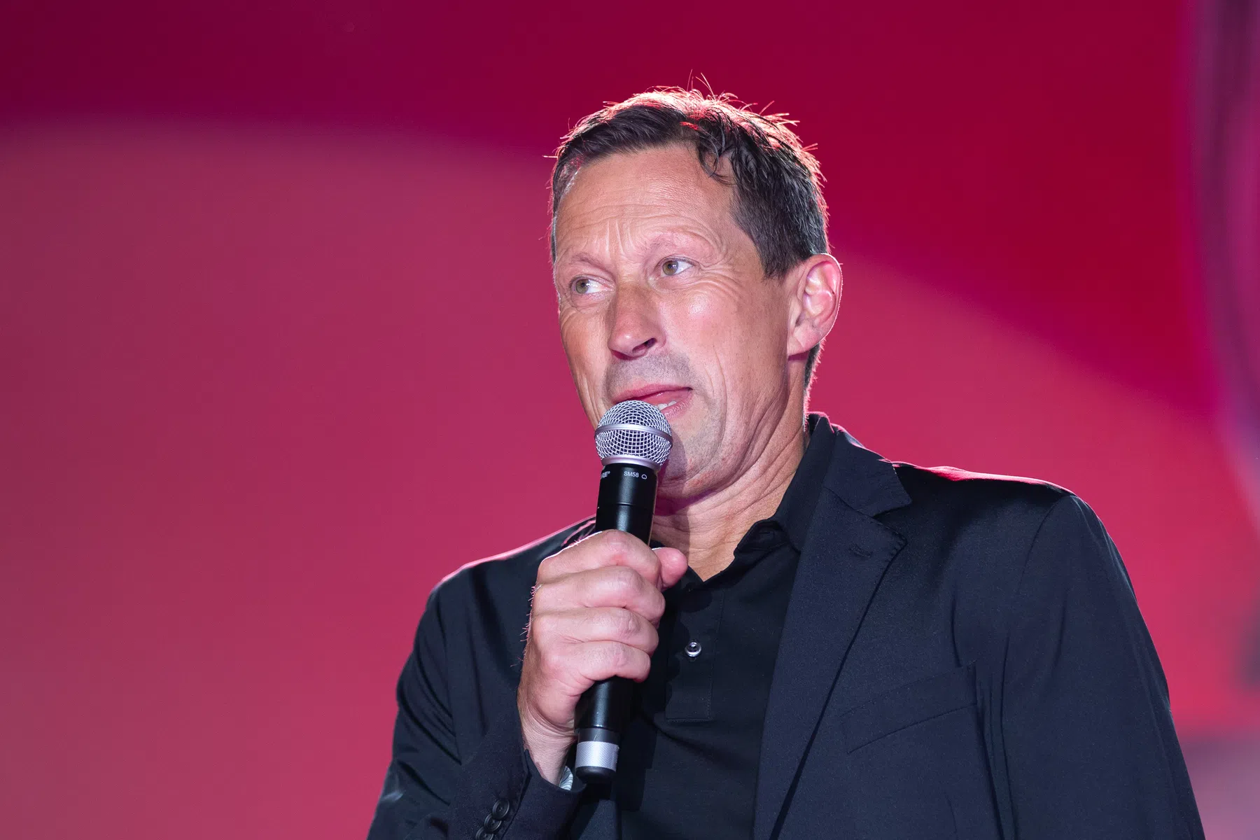 Ex-PSV-coach Schmidt nieuwe Global Football Advisor J.League | VoetbalNieuws
