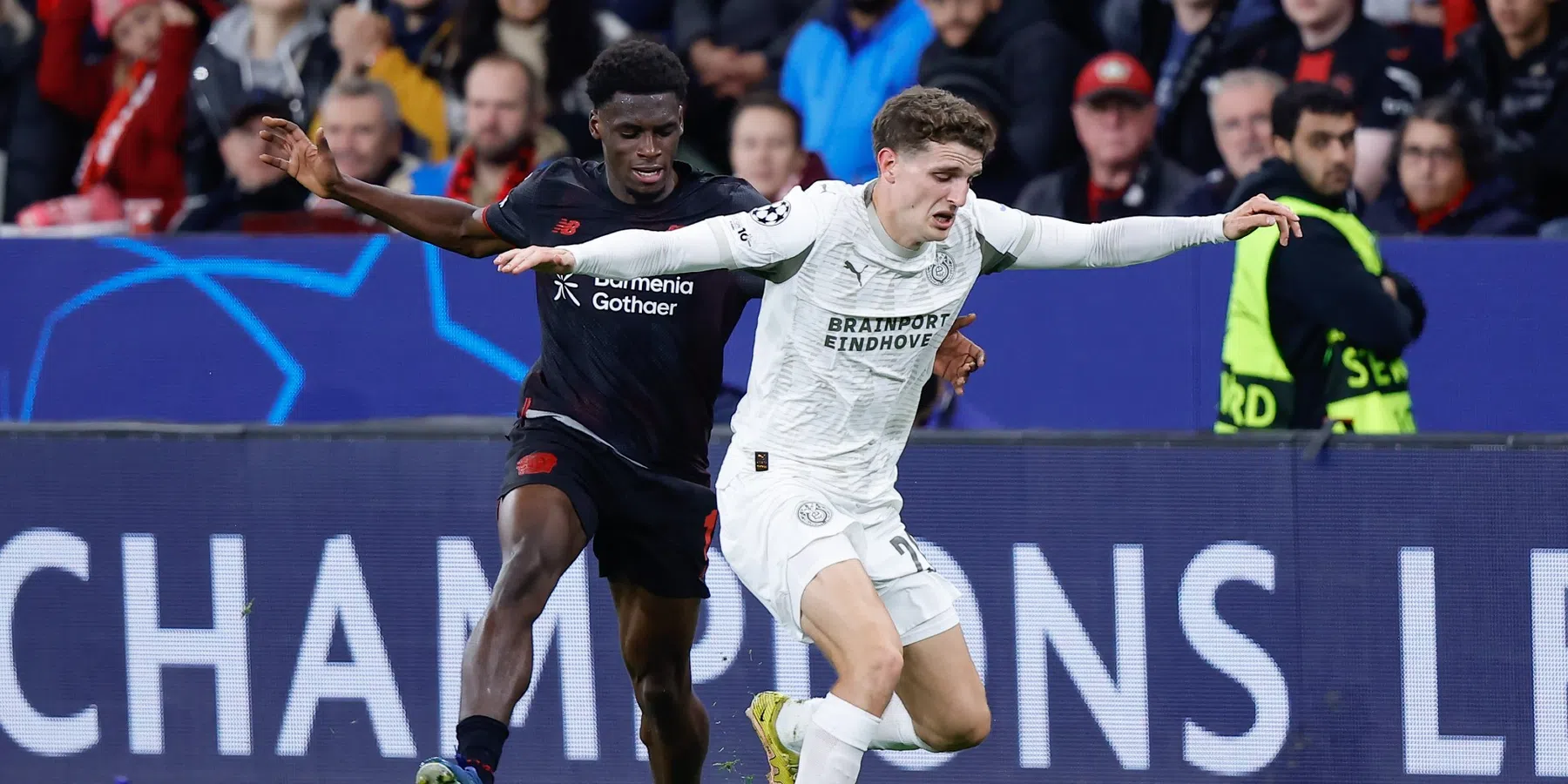 PSV houdt punt over aan Champions League-duel met Leverkusen