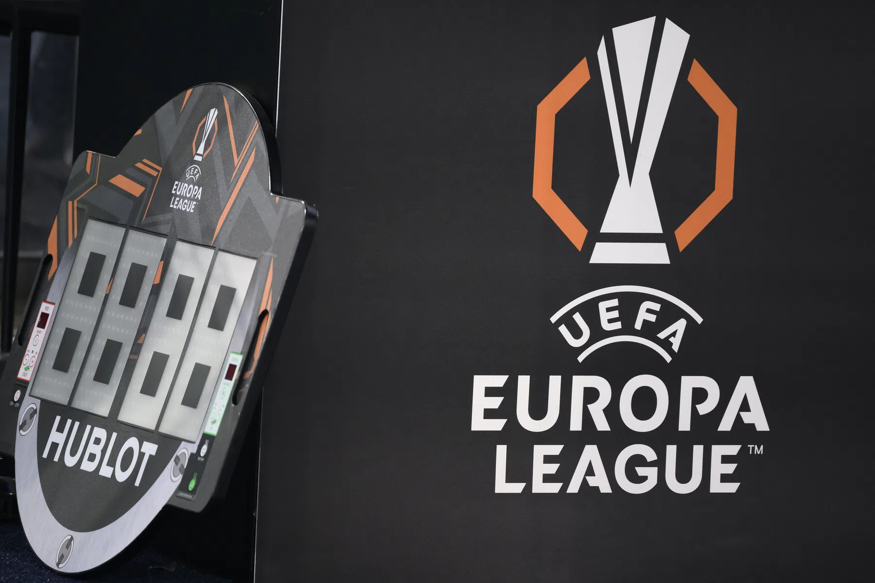 Waar en hoe laat kijk je Europa en Conference League donderdag 2 oktober? | VN