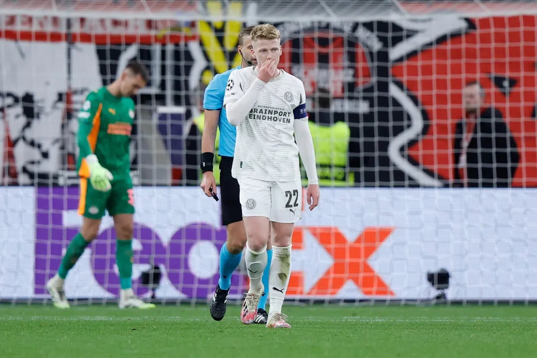 Duitse kranten kritisch na 1-1 Bayer Leverkusen - PSV: ‘Voelt als nederlaag’ | Voe