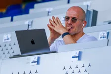 Thumbnail for article: Update: 'Ajax zocht al langer naar adviseur, contact met Red Bull liep stuk'