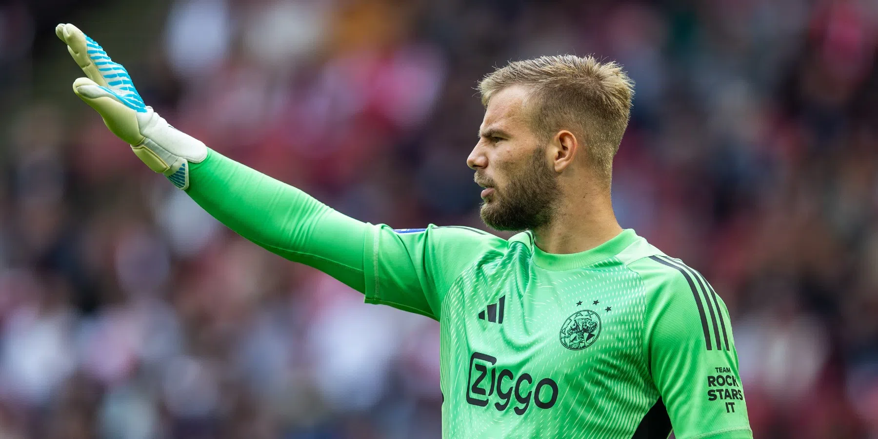 Domper voor Ajax-doelman: Jaros haakt geblesseerd af bij de nationale ploeg