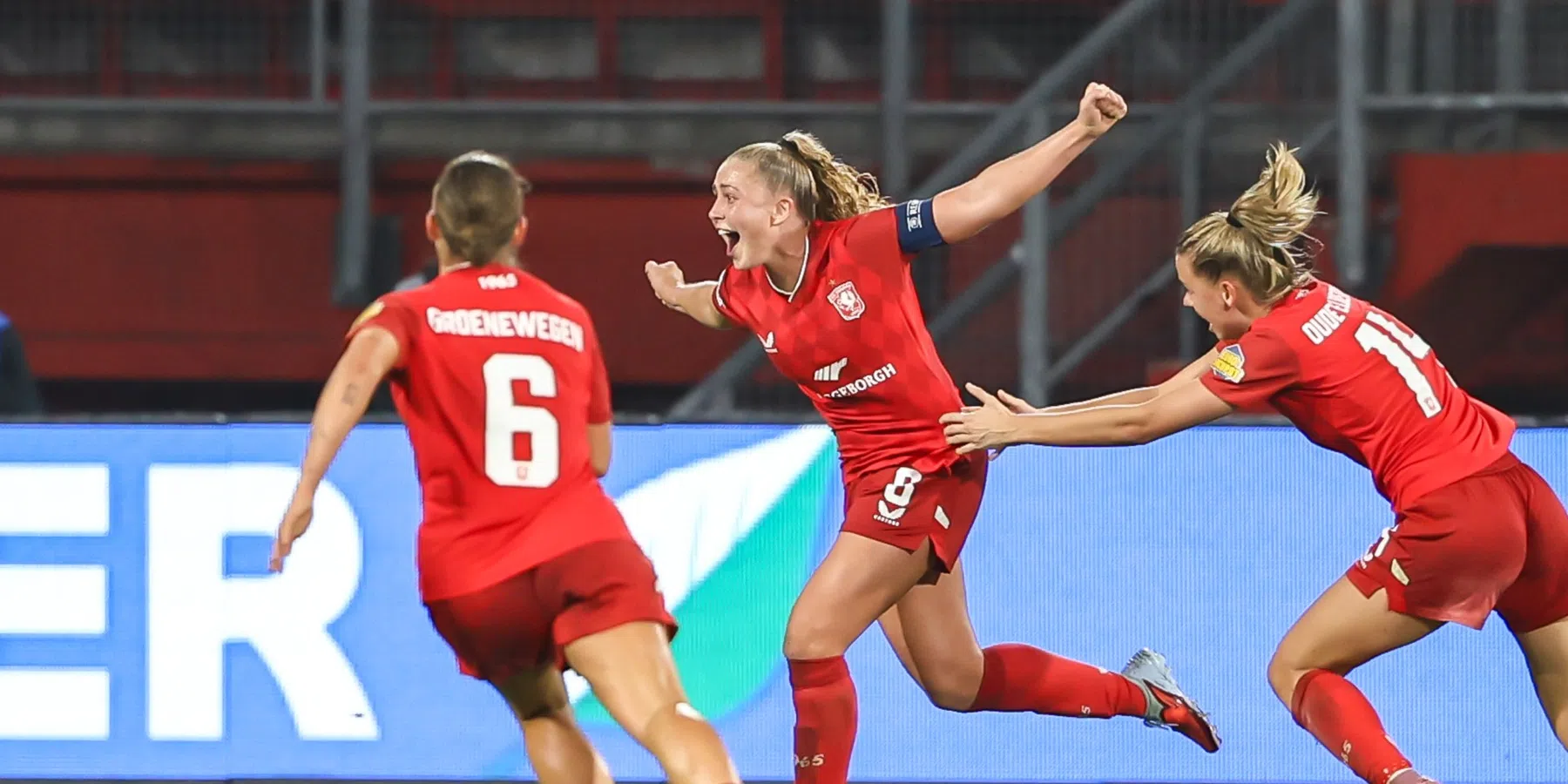 FC Twente Vrouwen pakken punt tegen Chelsea