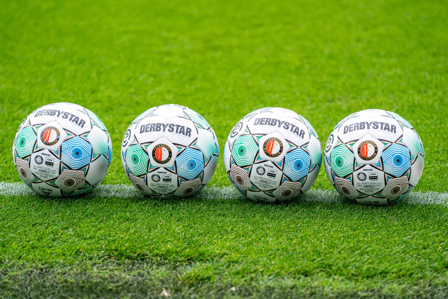 Feyenoord Legends met Bosschaart en Saïdi tegen Celtic | VoetbalNieuws