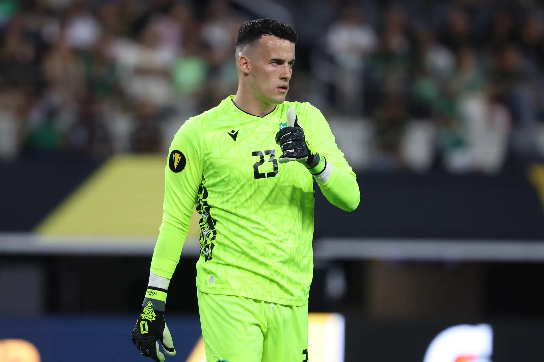 Panamese fans verstoren nachtrust Suriname voor WK-duel | VoetbalNieuws