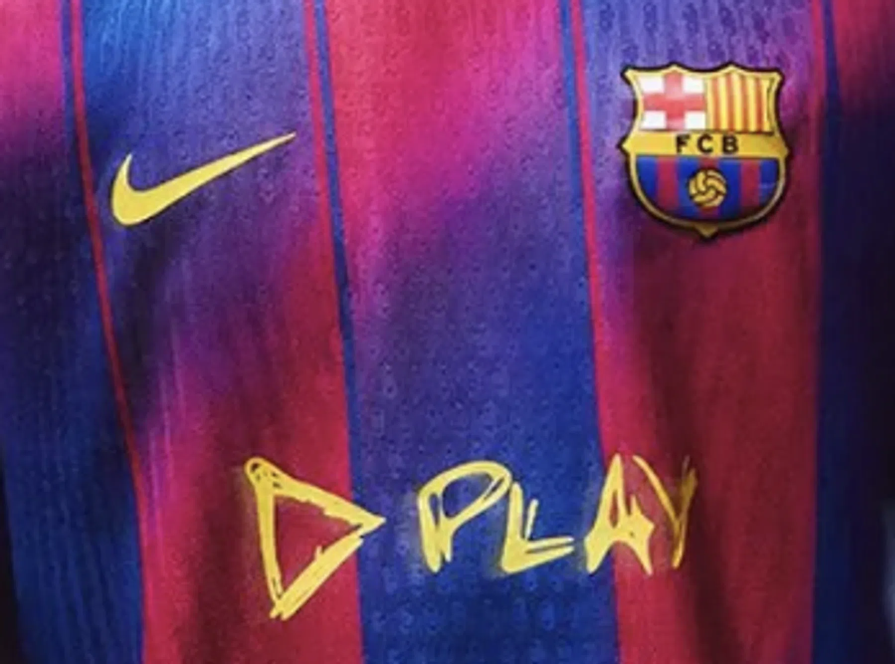 FC Barcelona speelt El Clásico in speciaal Ed Sheeran-shirt | VoetbalNieuws