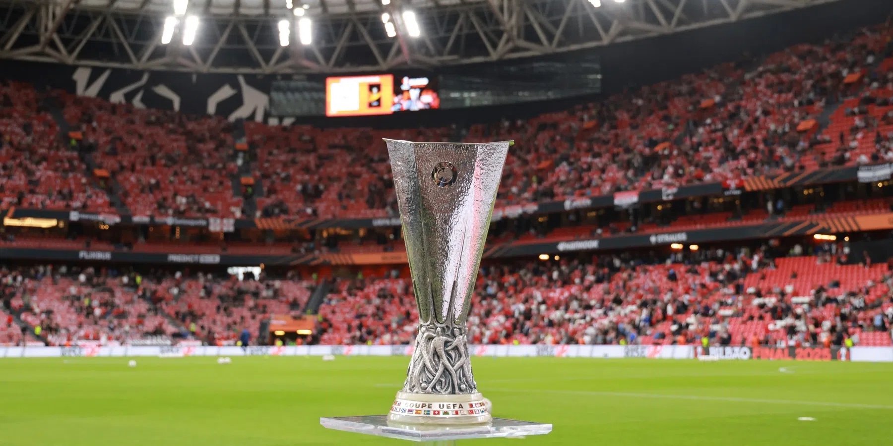 Waar kijk je Nottingham Forest - FC Porto?